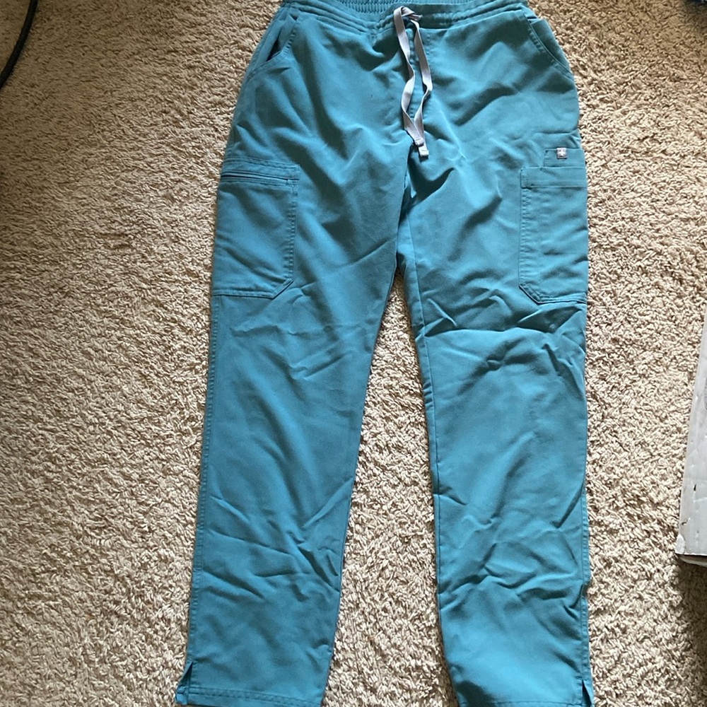 Figs- Medium/regular - Yola- hydgrogreen